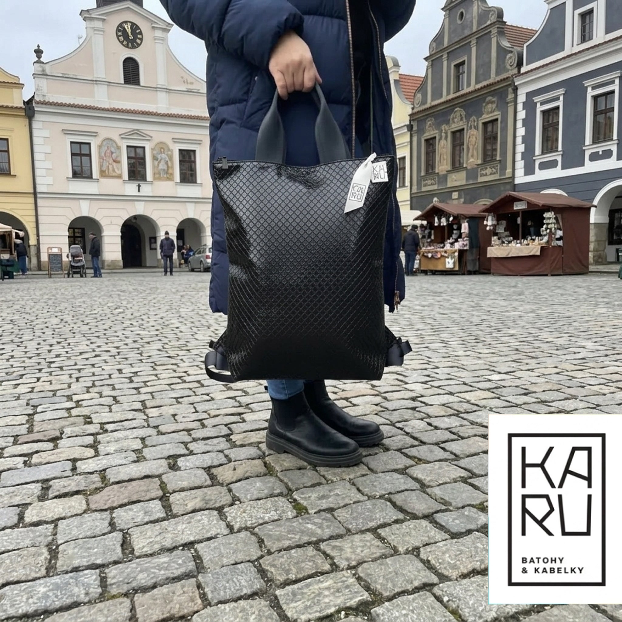 Batoh - Černá kostka