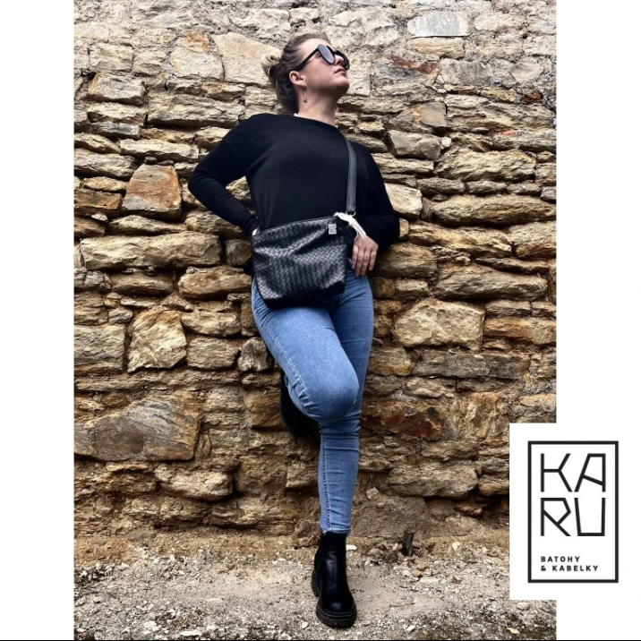 Crossbag - Černé kostka